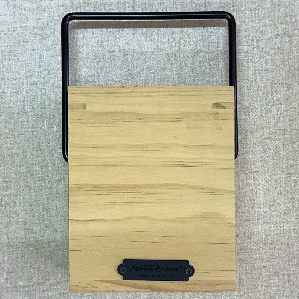🔥Hearth & Hand With Magnolia🔥 wooden pen holder